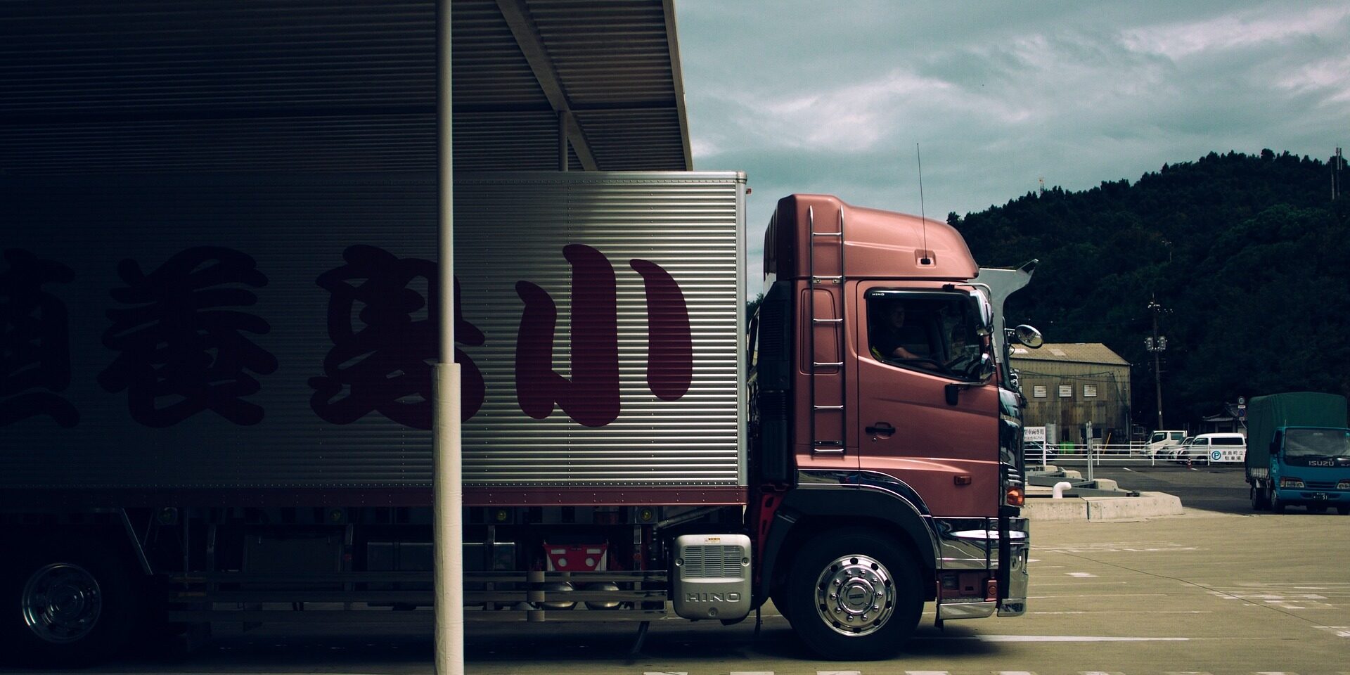 truck-g66cac3449_1920